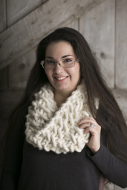 Ravelry: Mondo Fisherman Rope Cowl pattern by Natalie Bell-Kearney