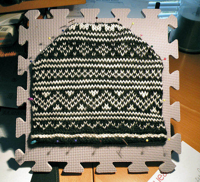 Set 2, Hat