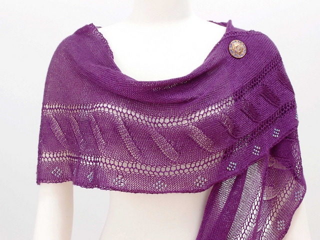Kinross Avenue Wrap
