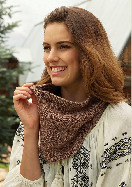 Weekend Wraps: Woodland Cowl