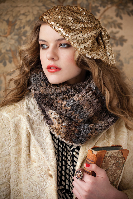 Puff Stitch Cowl