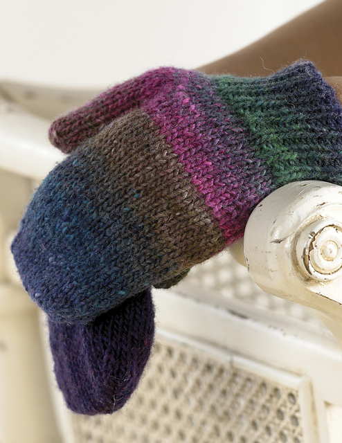 Design 15 Mittens
