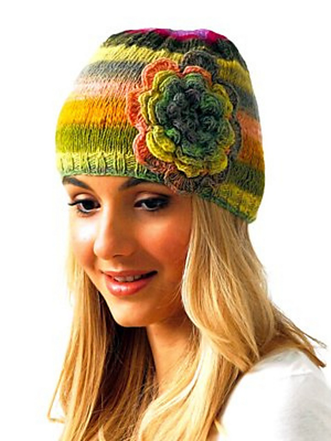 Design 20 Hat with Flower