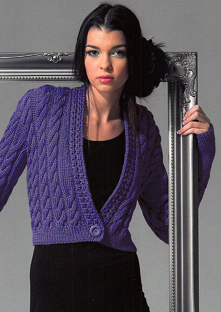 Design 03 Short Cardigan