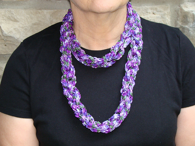 Bi-Stitchual Necklace