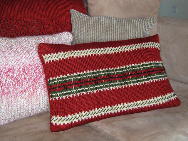 Christmas Plaid Ribbon Pillow