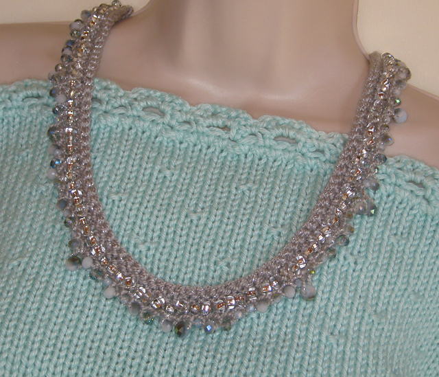 Sparkly Blue Gray Necklace