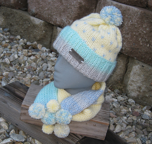 Wintery Snowball Set