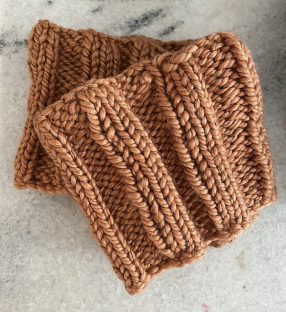 One Skein Ribbed Circle Scarf