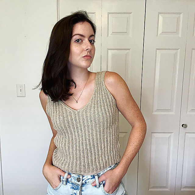 Double V Ribbed Tank