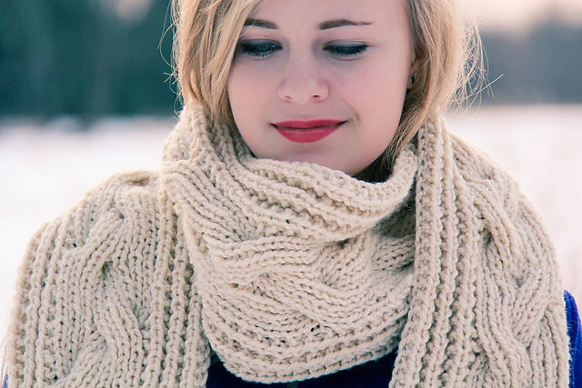 Fish Moderne Scarf
