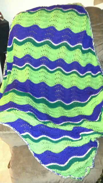 Diagonal Waves Toddler Blanket