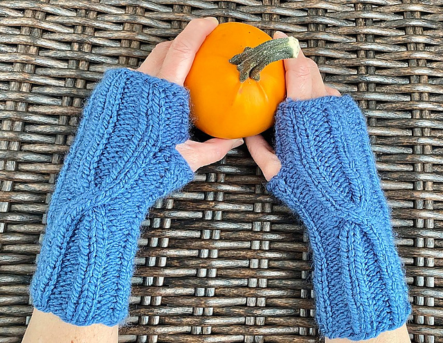 Carrefour Mitts