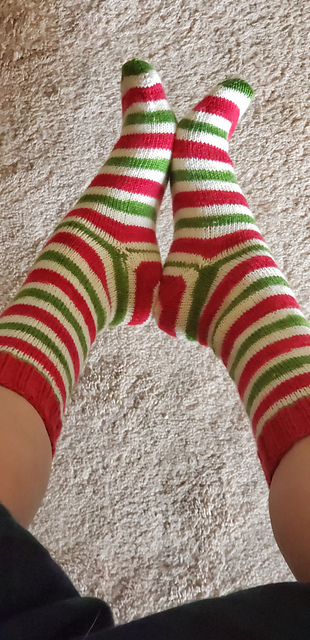 Basic Toe-up Sock Recipe (2-at-a-time)