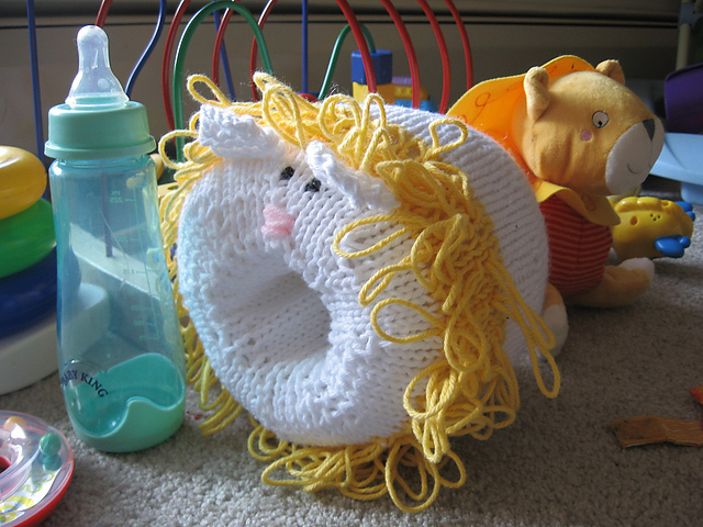 Lion Snuggley Bottle Warmer
