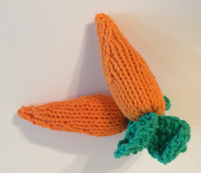 Knitted Carrot - for your Bunny