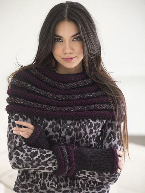 Rings of Saturn Cowl and Wristers