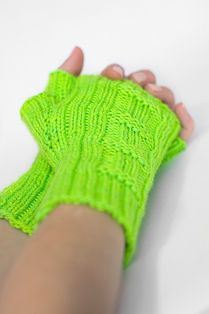 His and Her Emeralds Mitts