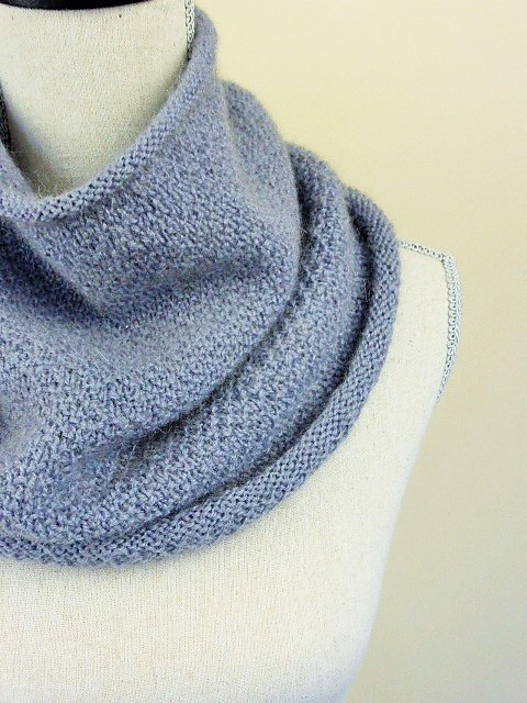 Speckled Purls Cowl