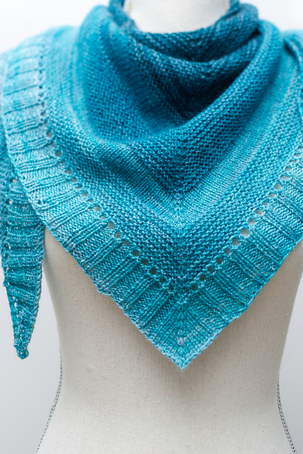 Wonderland Shawlette