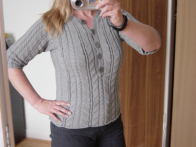 # 31 Longpulli mit langer Pololeiste