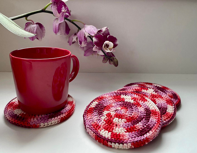 Easy coasters with cork base