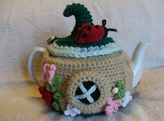 Tea Cozy "Fairy Tale House"