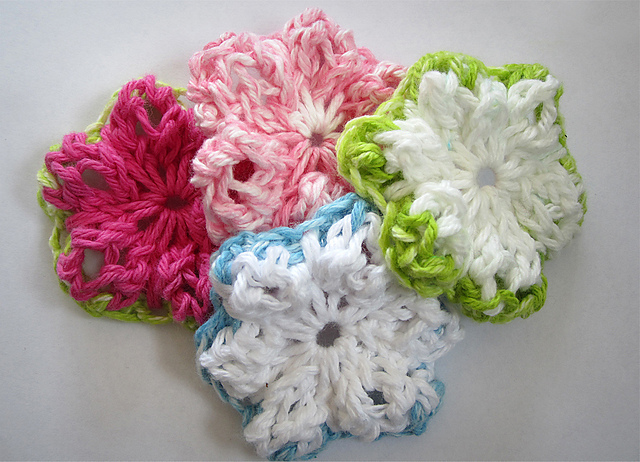 Breezy Summer Knit Flower