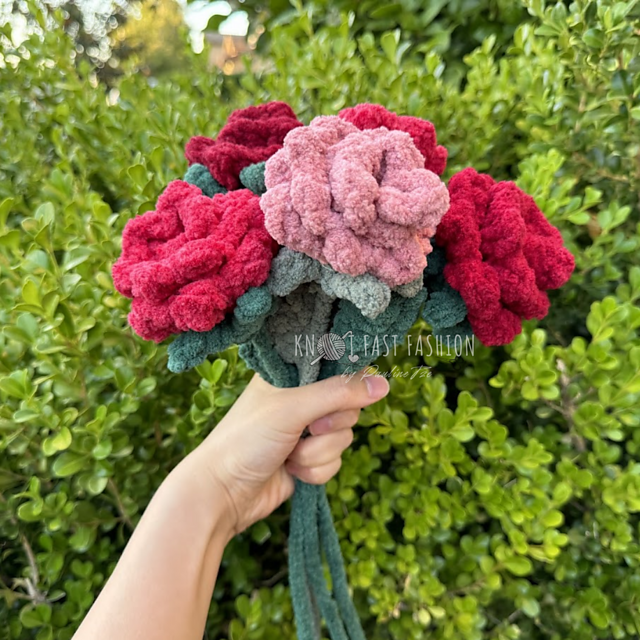 Ravelry: Fluffy Roses pattern by Pauline Tze | KnotFastFashion