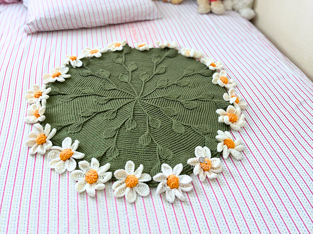 Enchanted Daisy Bouquet Blanket | Medium/Worsted