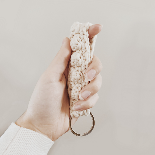 Lakeside Wristlet