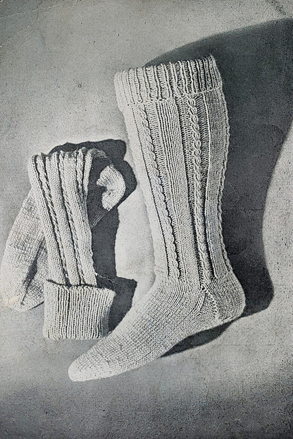 Children's Knee Length Socks No. 1362