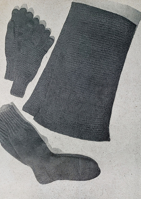 Men's Muffler and Glove Set No. 1309
