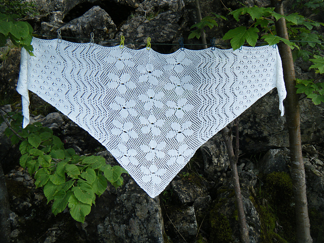 KOBRI Nr 45 Scarf "wedding"