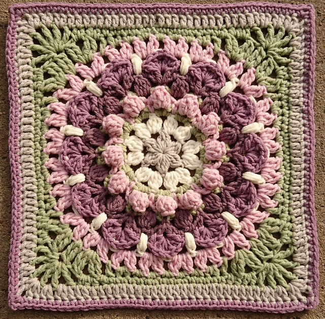 Rachel's Flower Afghan Square