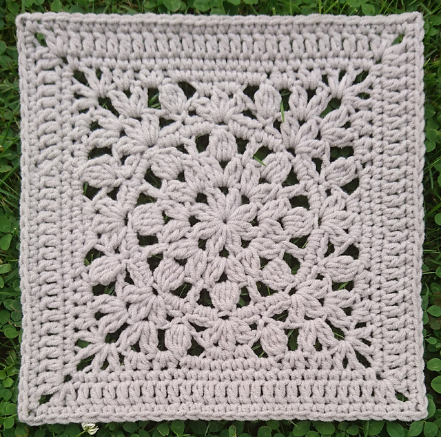 Longing for Snow Square