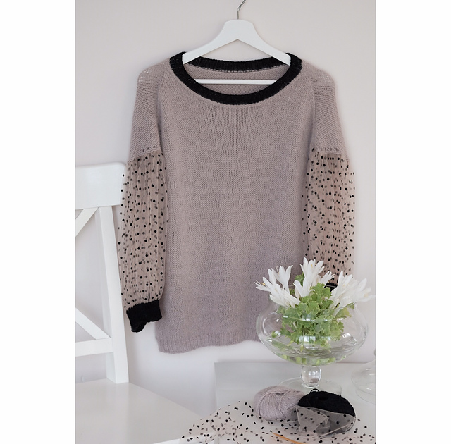 Dotted Sleeve Jumper