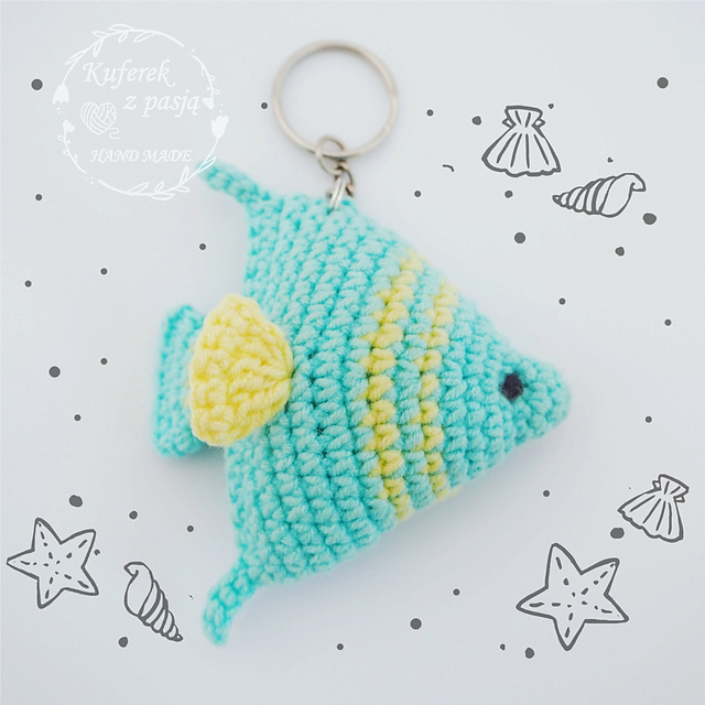 Fish keychain amigurumi