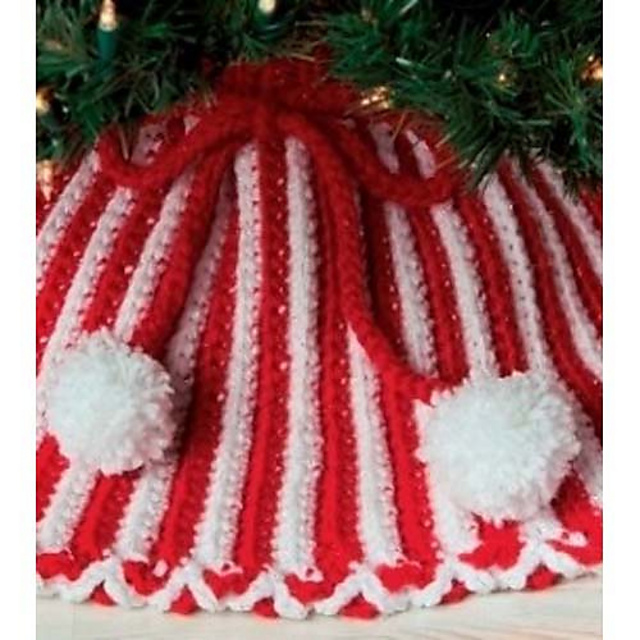 Peppermint Stripes Tree Skirt