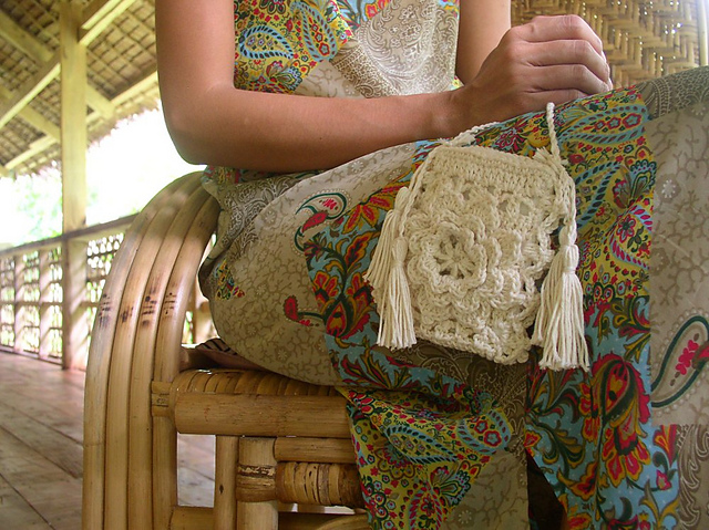 A Lacy Flower Purse