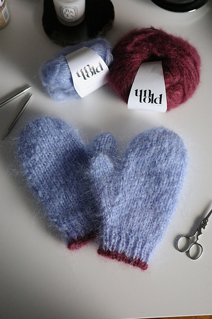 Fuzzy Mohair Mittens