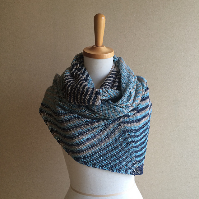 Divergent Series Cowl