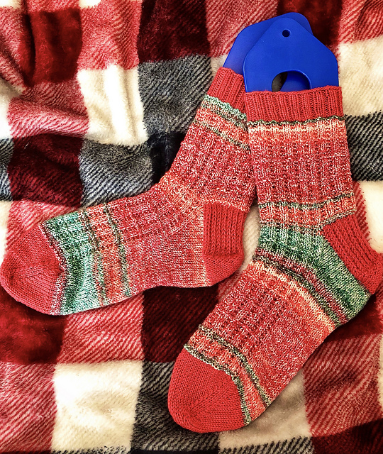 Good Tidings Socks