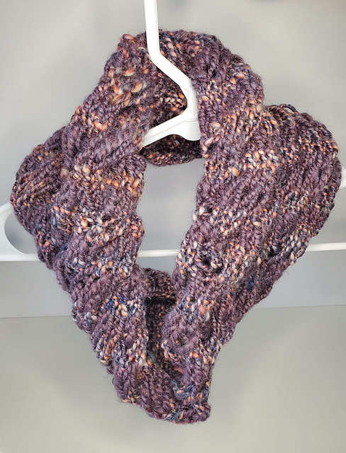 Knitted Cowl