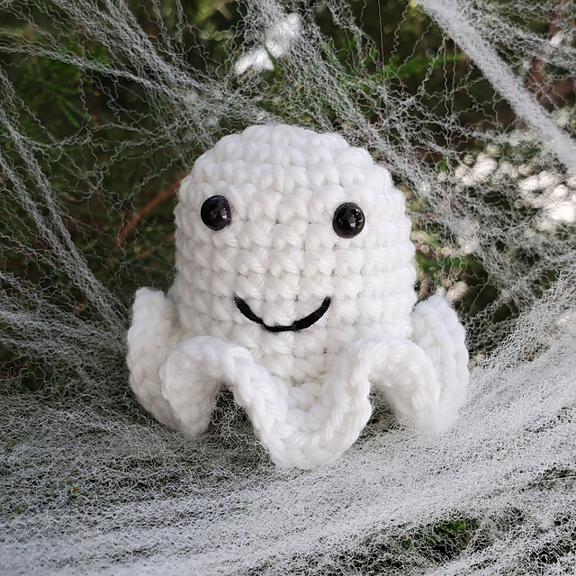 Amigurumi Glowing Ghost