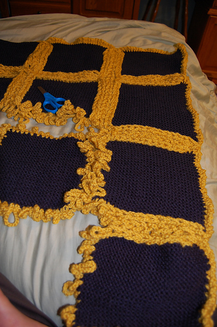 Loop n' Lace Blanket 