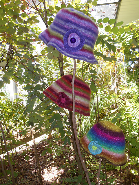 Flora Dora Cloche