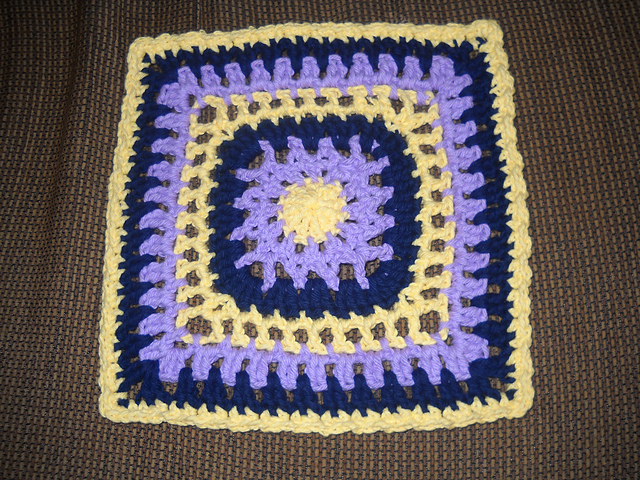 Lace Medallion Afghan Square