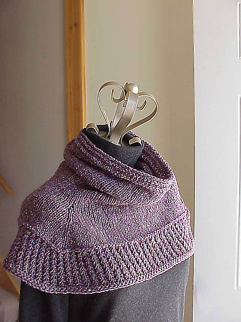 Soft Shoulder Cowl / Shawl