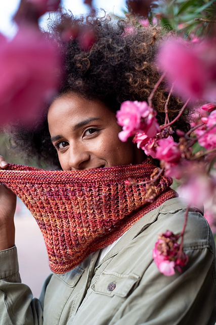 Amaranto Cowl
